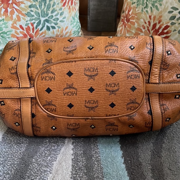 Leather MCM studded bucket bag with sling - Picture 16 of 17